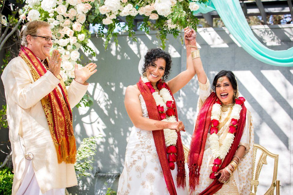 Pandit Shukavak Das at the wedding of Nikki Barua and Monika