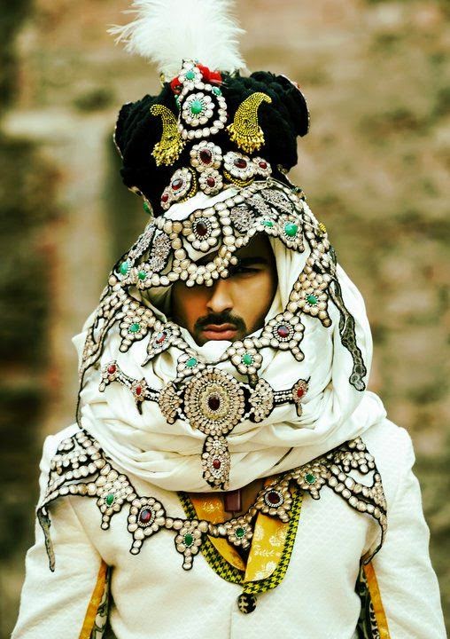 Pakistani-weired-rip-no-sense-fashion-28.jpg