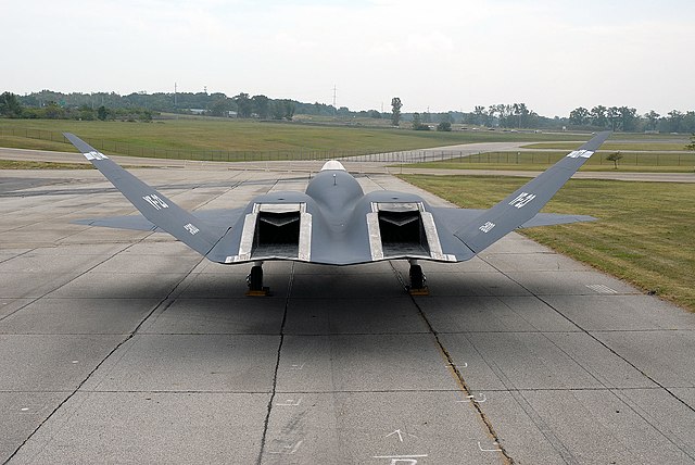 640px-YF-23_exhaust.jpg