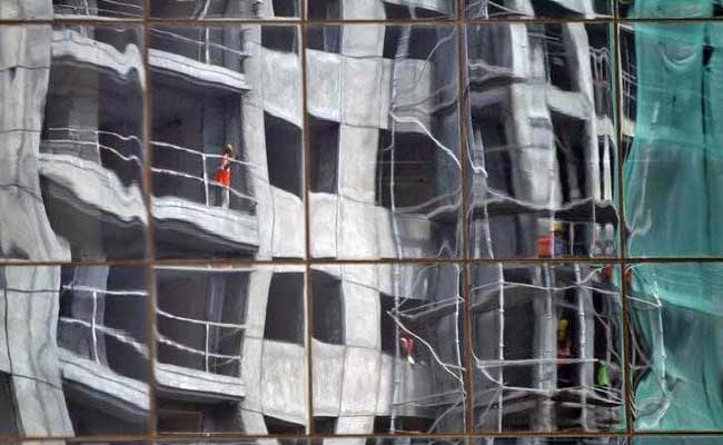 construction-safety-india-reuters_650x400_71501945808.jpg