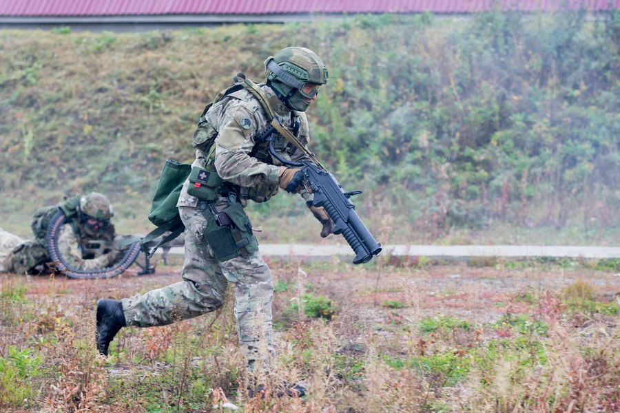 Rosgvardia-s-SOBR-spetsnaz-002.png