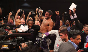 Lamont-Peterson-beats-Ami-005.jpg