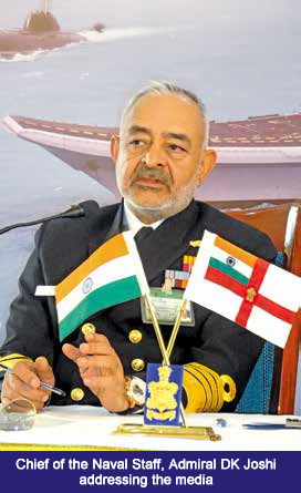 Admiral_DK_Joshi_addressing.jpg