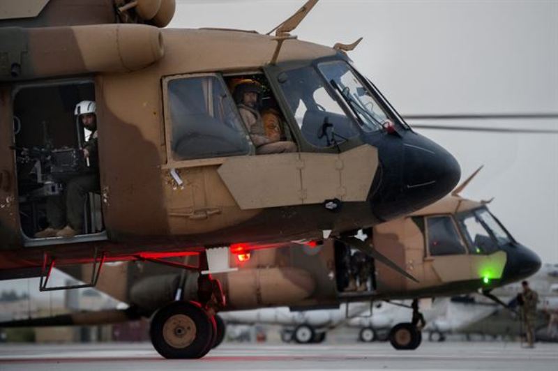 Afghan-Air-Force-gunner.jpg