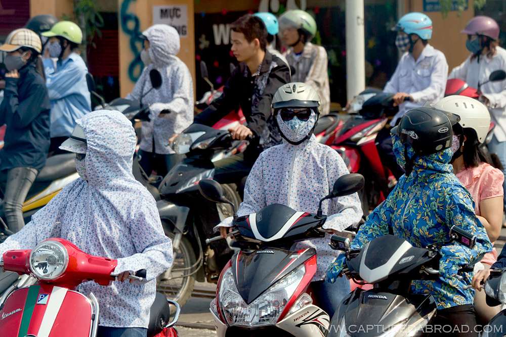 vietnam-ha-noi-scooter-clothing.jpg%3Fw%3D1024