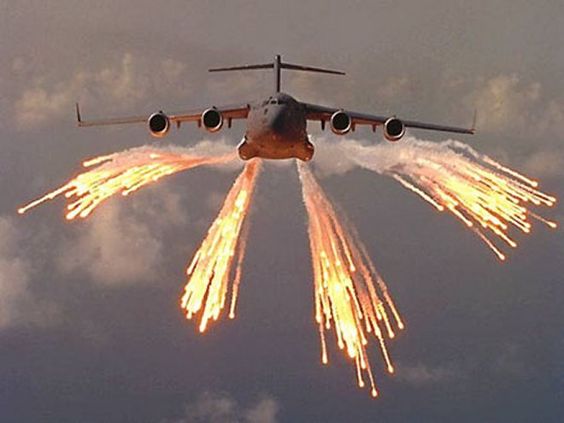 012589b608f0288629409a12668fa5d4--flare-military-aircraft.jpg