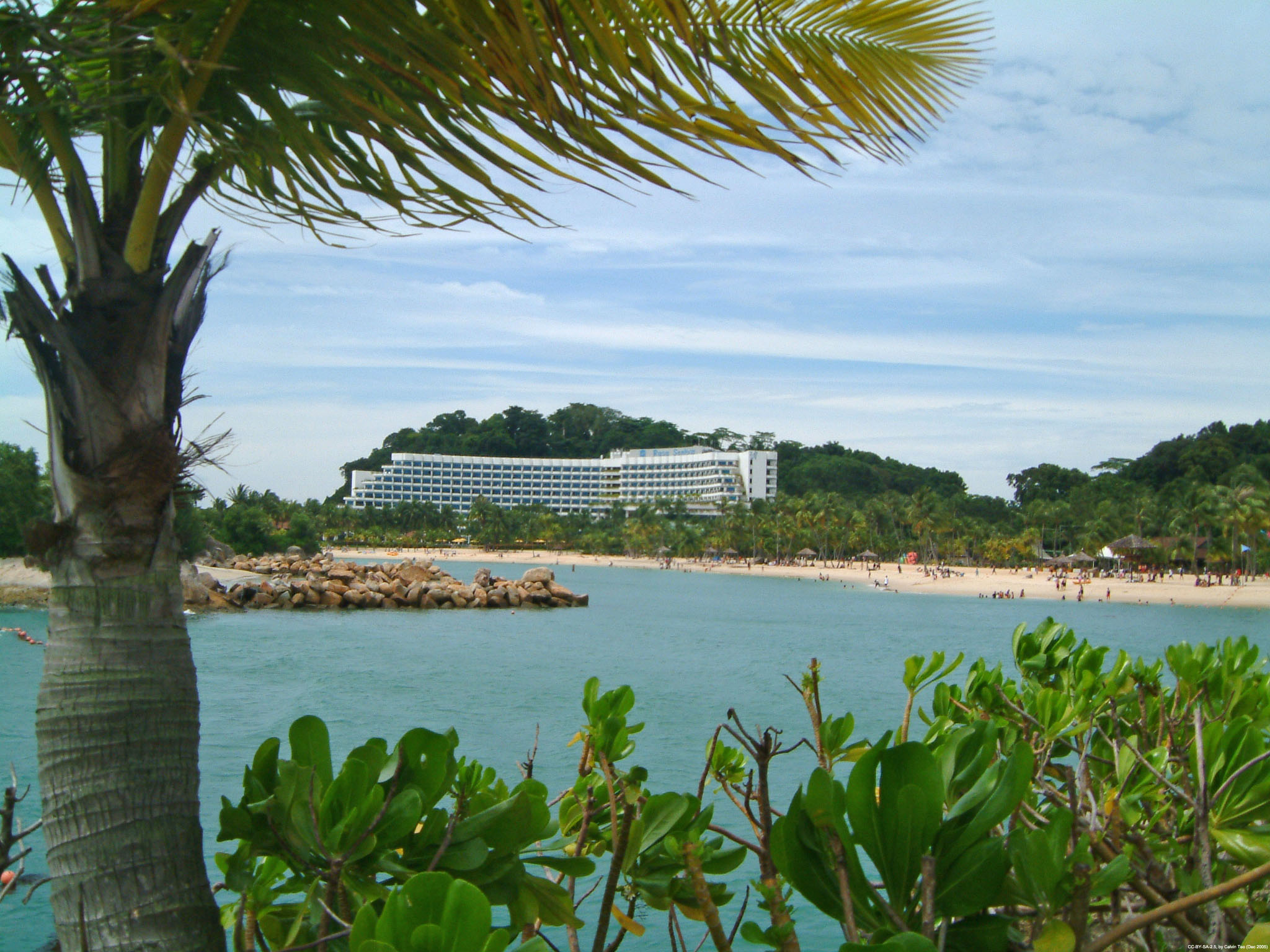 Sentosa_siloso_beach.jpg