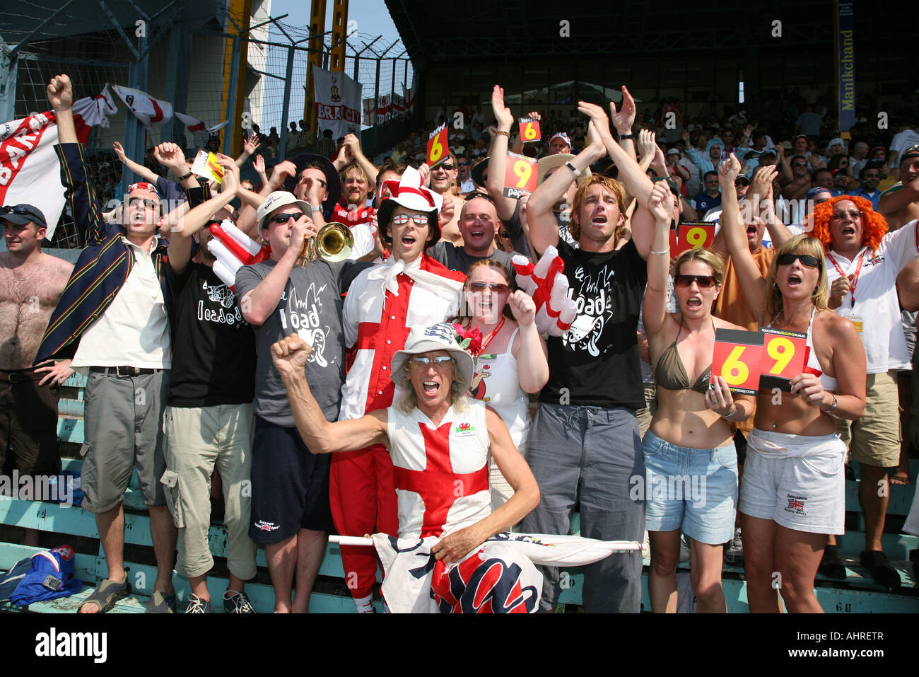 barmy-army-cricket-fan-fans-england-flags-flag-AHRETR.jpg