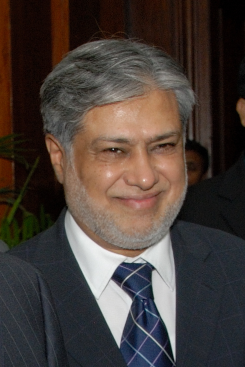 Ishaq_Dar_1.jpg