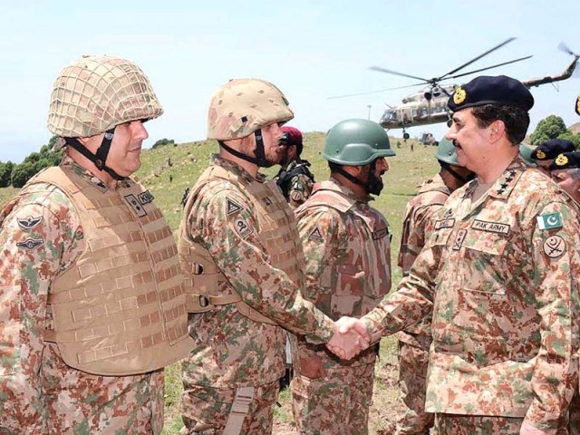 714195-RaheelSharif-1401225031-656-640x480.JPG