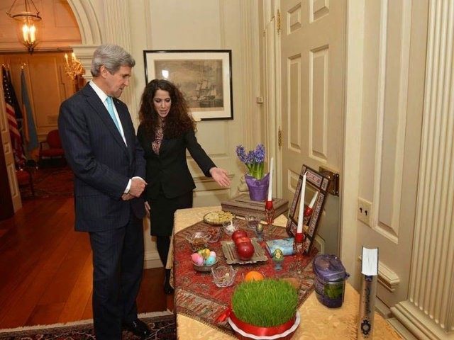 John-Kerry-HaftSeen-1-HR-640x480.jpg