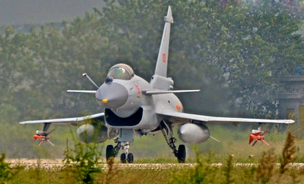 Chengdu-J-10B-AESA-Demonstrator-1.jpg