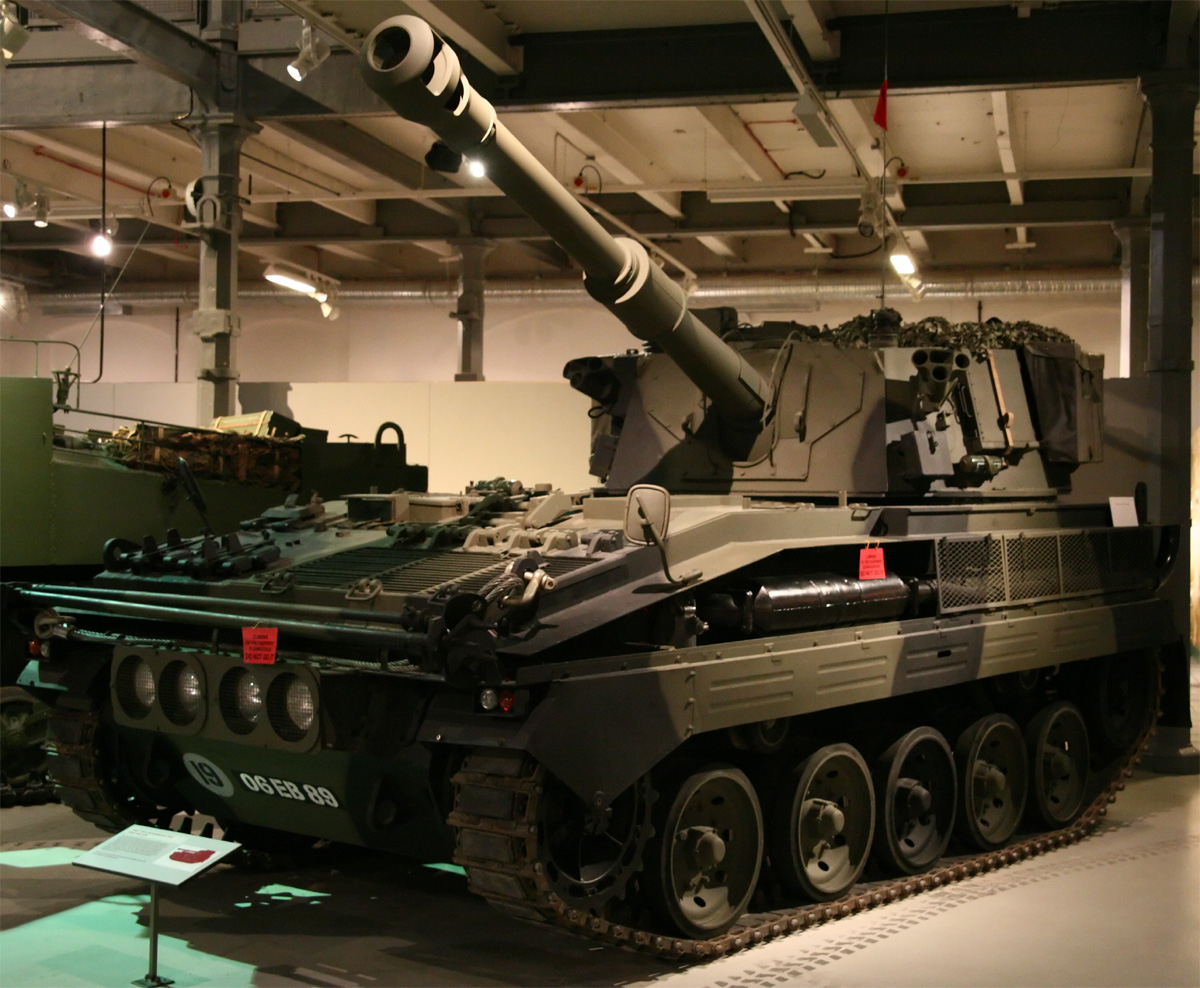 Abbot_self_propelled_gun.jpg