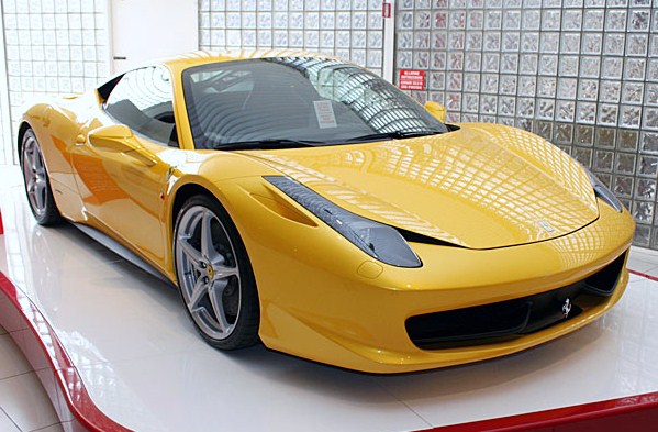 Ferrari_458_Italia.jpg