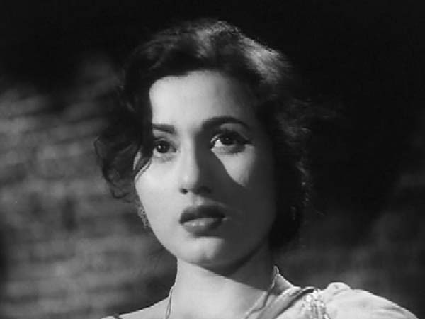 03-1357214652-madhubala9.jpg