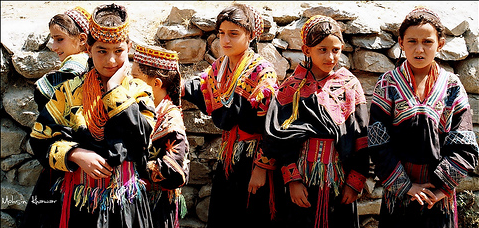 people-of-kalash.png