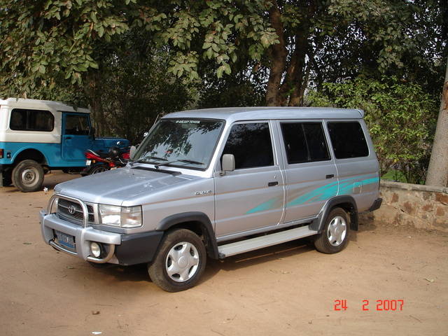 in_vehicles.2958.1.jpg