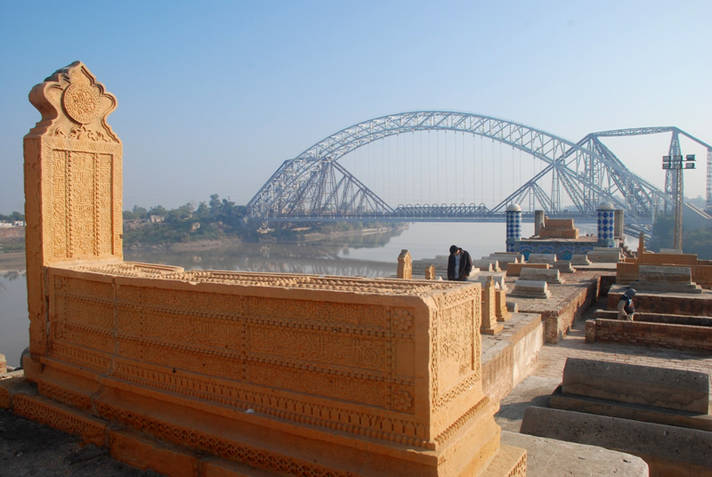 05-sukkur-bridge.jpeg