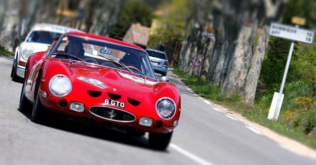 ferrari_gto.jpg