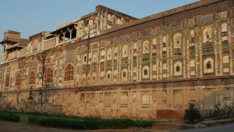 lahore-fort-daily-times.jpg