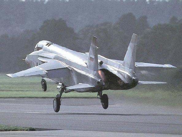 yak141a.jpg