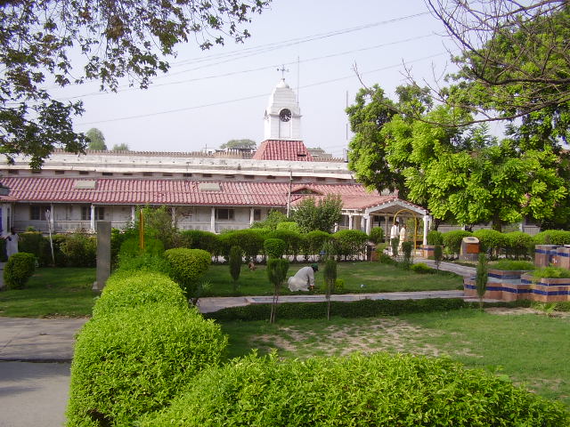 Lady_Reading_Hospital_Peshawar.JPG