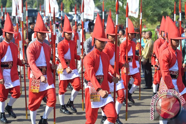 20160818antarafoto-kirab-bendera-pusaka-170816-wsj-9.jpg