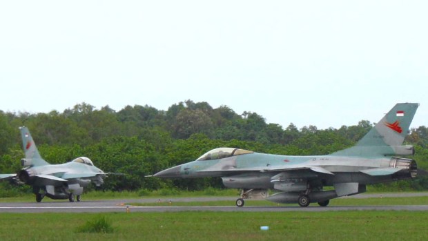 Warta-Kepri-Pesawat-Tempur-f-16-di-Natuna.jpg