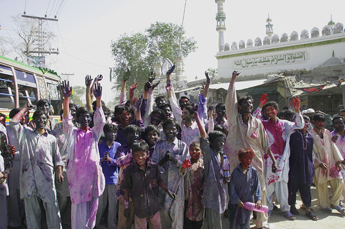 Pakistani+Hindus+Celebrating+Holli+Festival.jpg