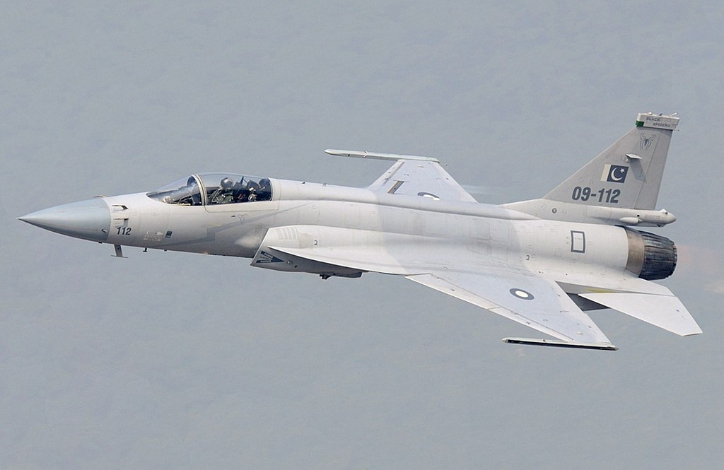 1024px-Pakistan_JF-17_%28modified%29.jpg