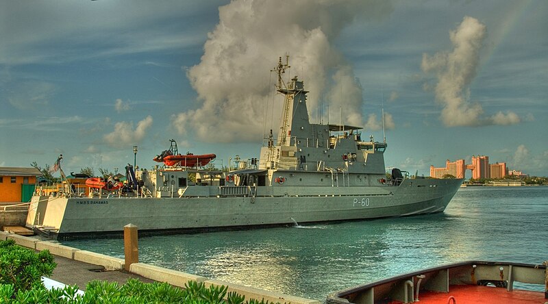 800px-HMBS_Bahamas_in_Nassau.jpg