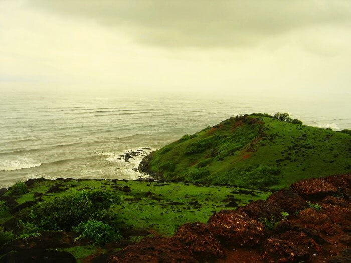 View-of-the-Vagator-beach-from-the-Chapora-fort.jpg