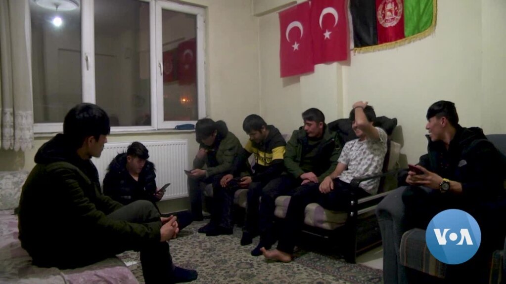 Undocumented Afghan Refugees in Turkey Struggle to Access COVID-19 Treatments, Vaccines