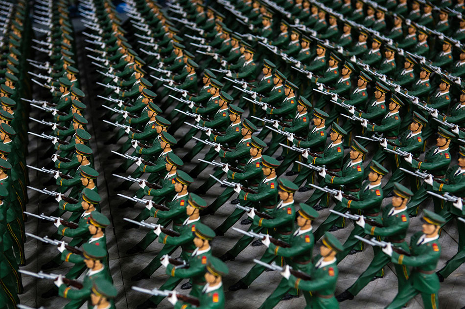 20130329_pla_military_parade_china_60th_anniversary_diarama_hengdian05.jpg