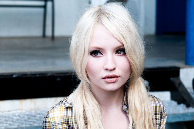 Emily-Browning-Sucker-Punch-demolitionvenom-21381180-640-425.jpg