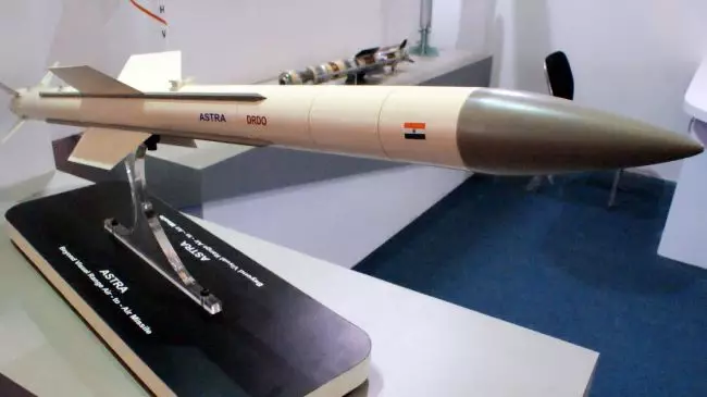 361307_India-Astra-missile1.jpg