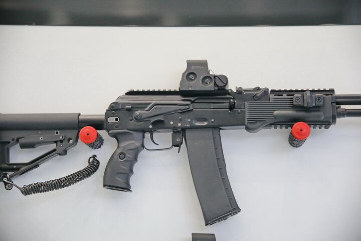 1AK-10XM_resize-12.jpg