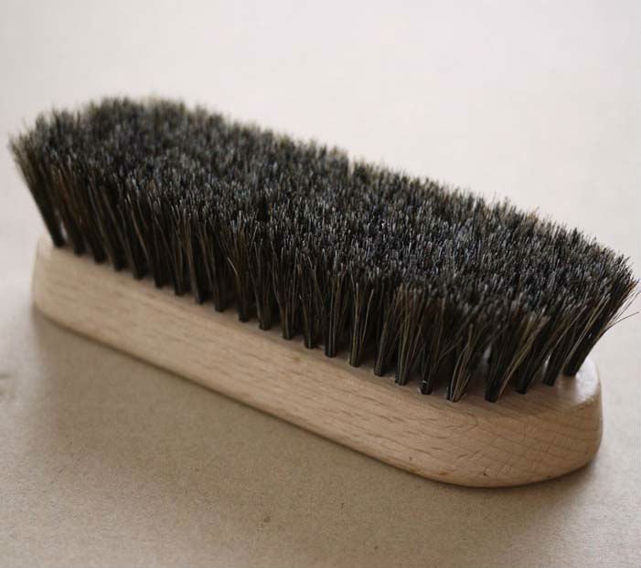 wooden_shoe_brush_useful_shoe_polish_brush.jpg