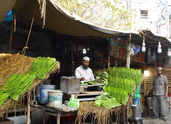 pan-shop-near-charminar.jpg