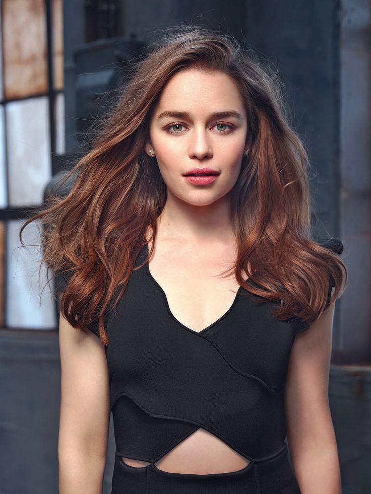 1941330a59da66411f01d45f808bb0eb--emilia-clarke-hot-female-celebrities.jpg