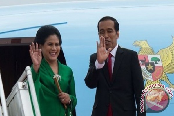 20150325Jokowi-Iriana.jpg