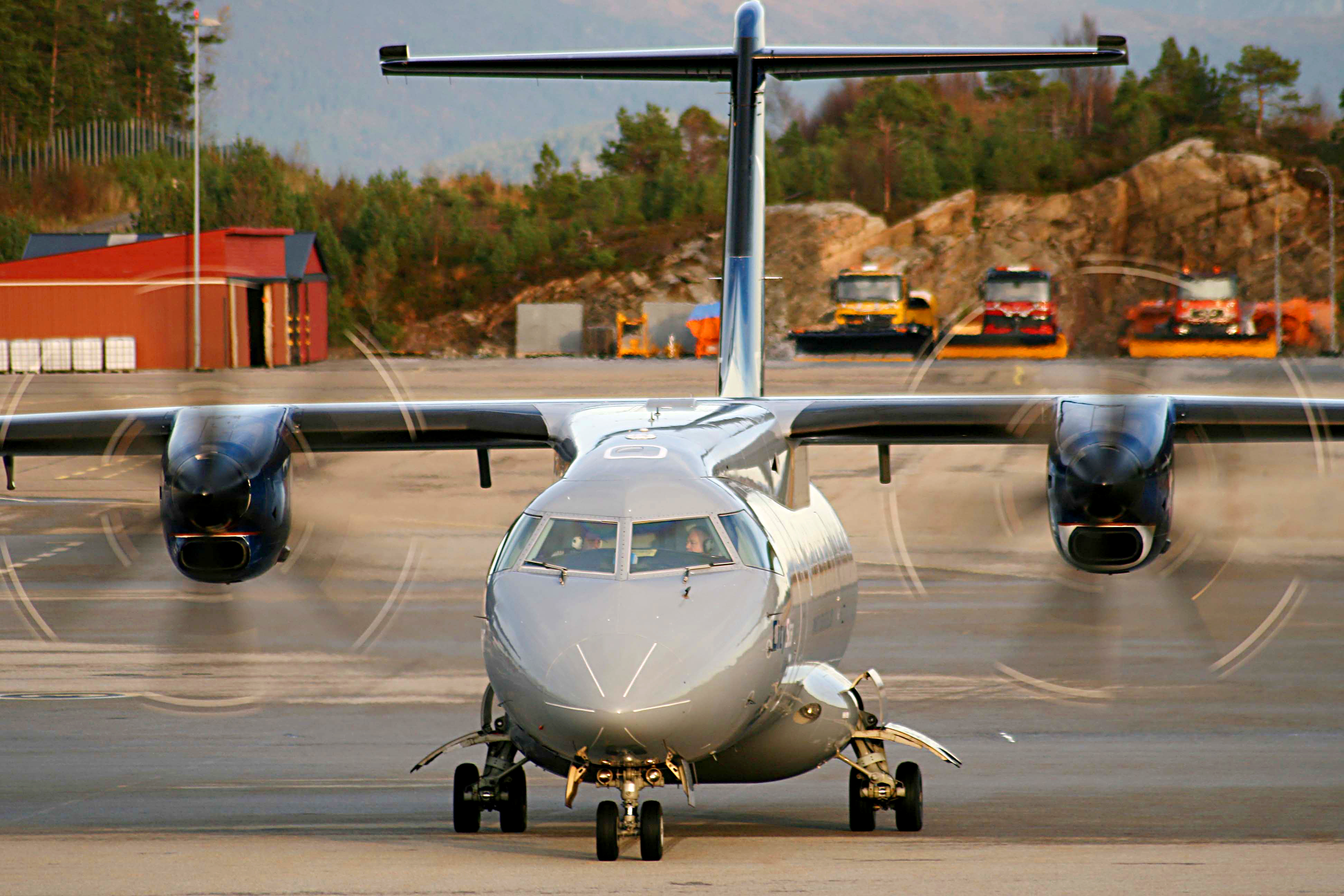 City_Star_Airlines_Dornier_328_(TF-CSB).jpg