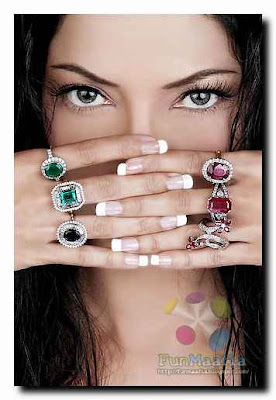 jewelryshoot_natasha_1.jpg