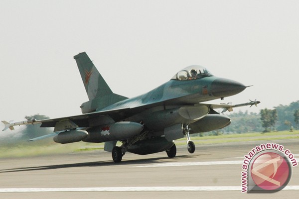 20120418f-16_skuadron_3_copy.jpg