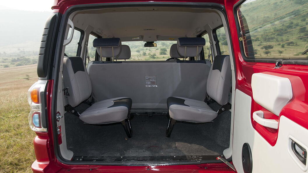 Mahindra-Scorpio-Boot-Space-31925.jpg