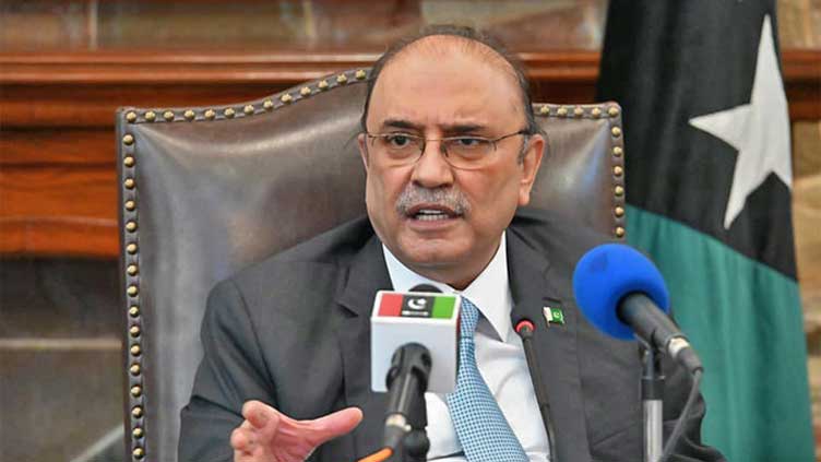 Imran could face disqualification, detention before elections, claims Zardari  