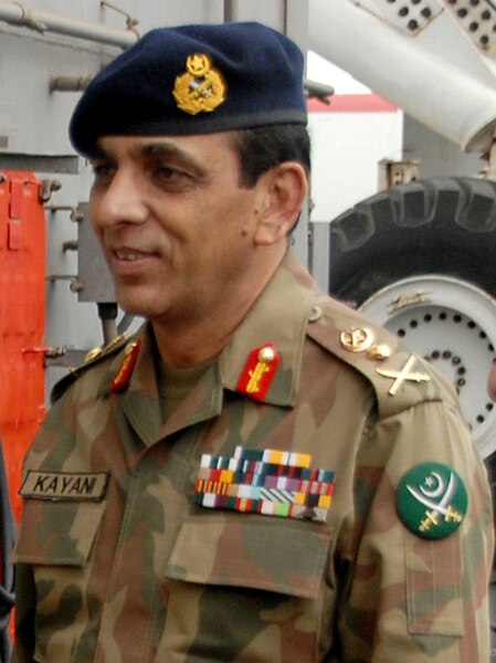 449px-Ashfaq_Kayani.jpg