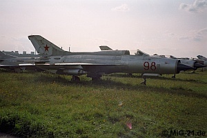 mig-21de_chodynka93I_23.jpg