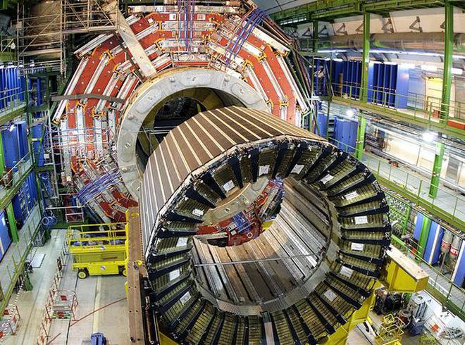 23TH_PRIYA_LARGE_HADRON_COLLIDER