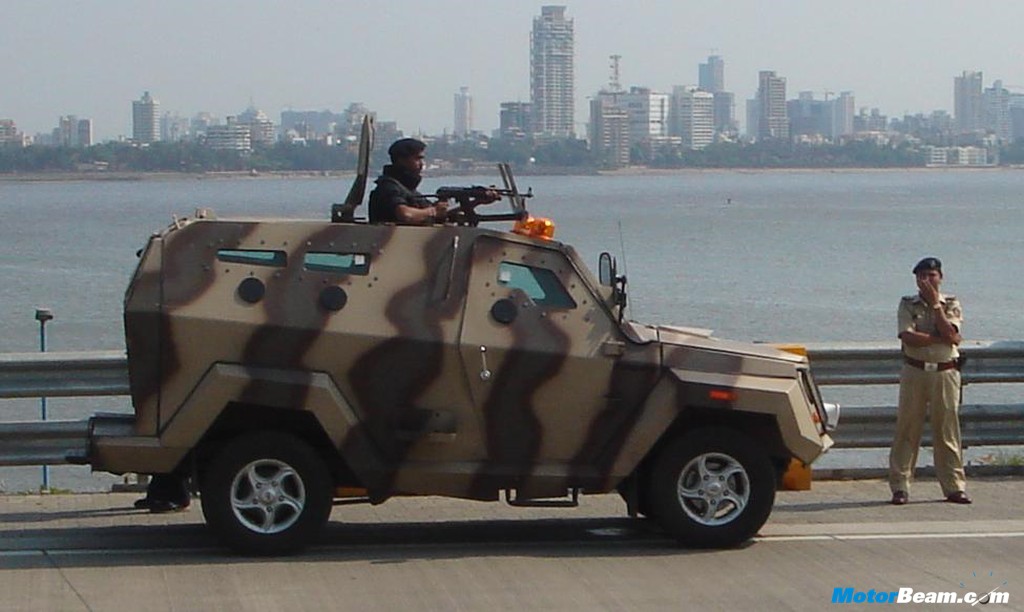 Mahindra_Marksman_On_Road.JPG